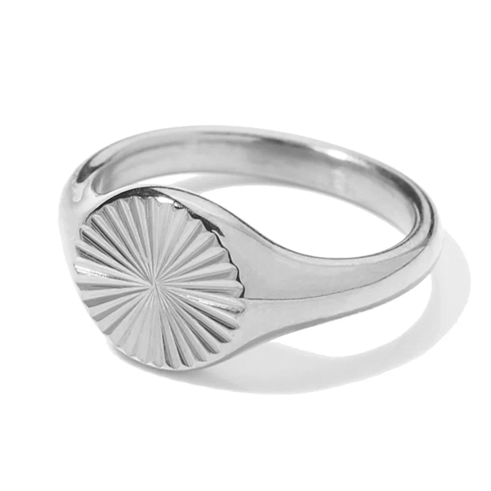 Wave Signet Ring