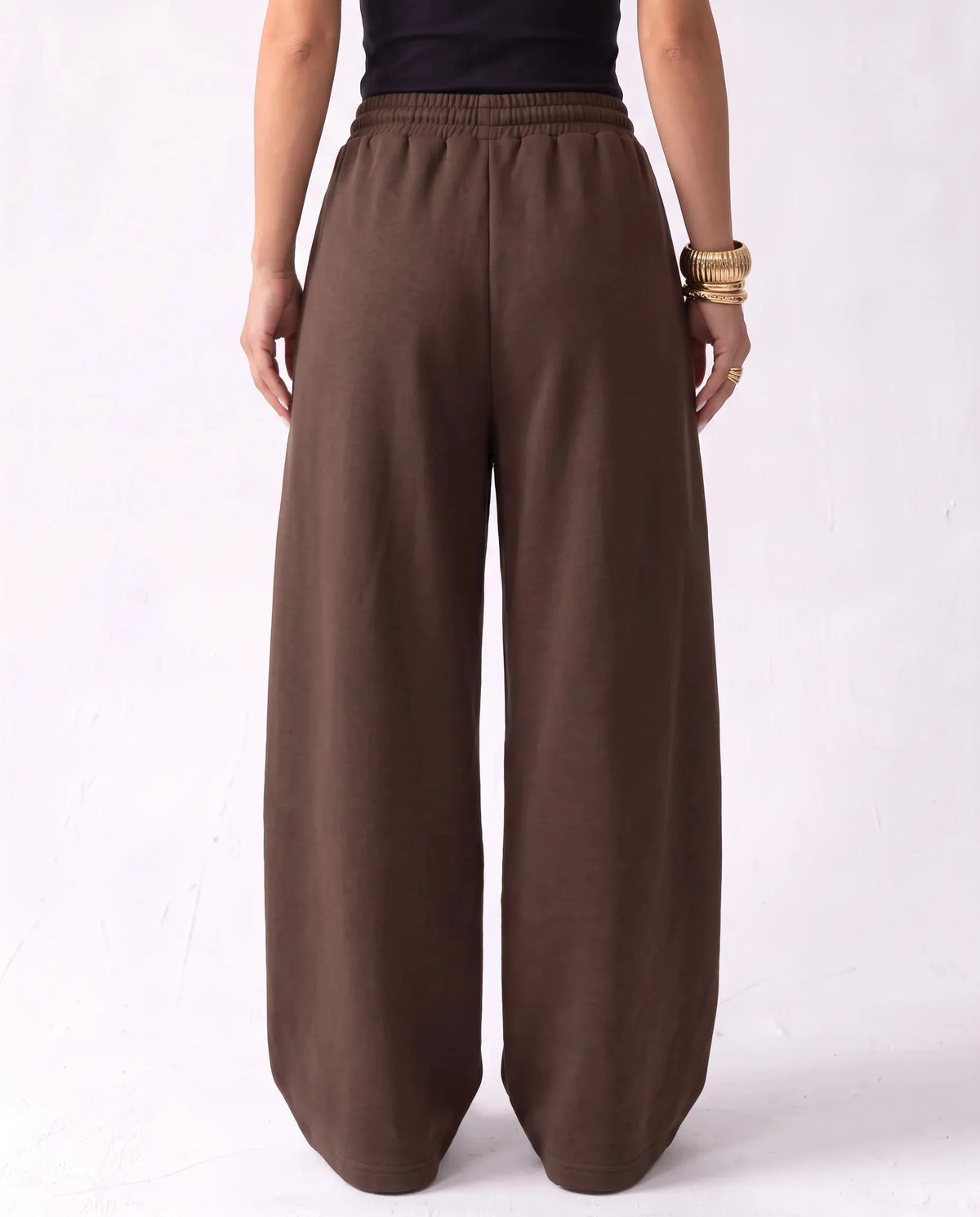 Pleated Wide-Leg Trouser