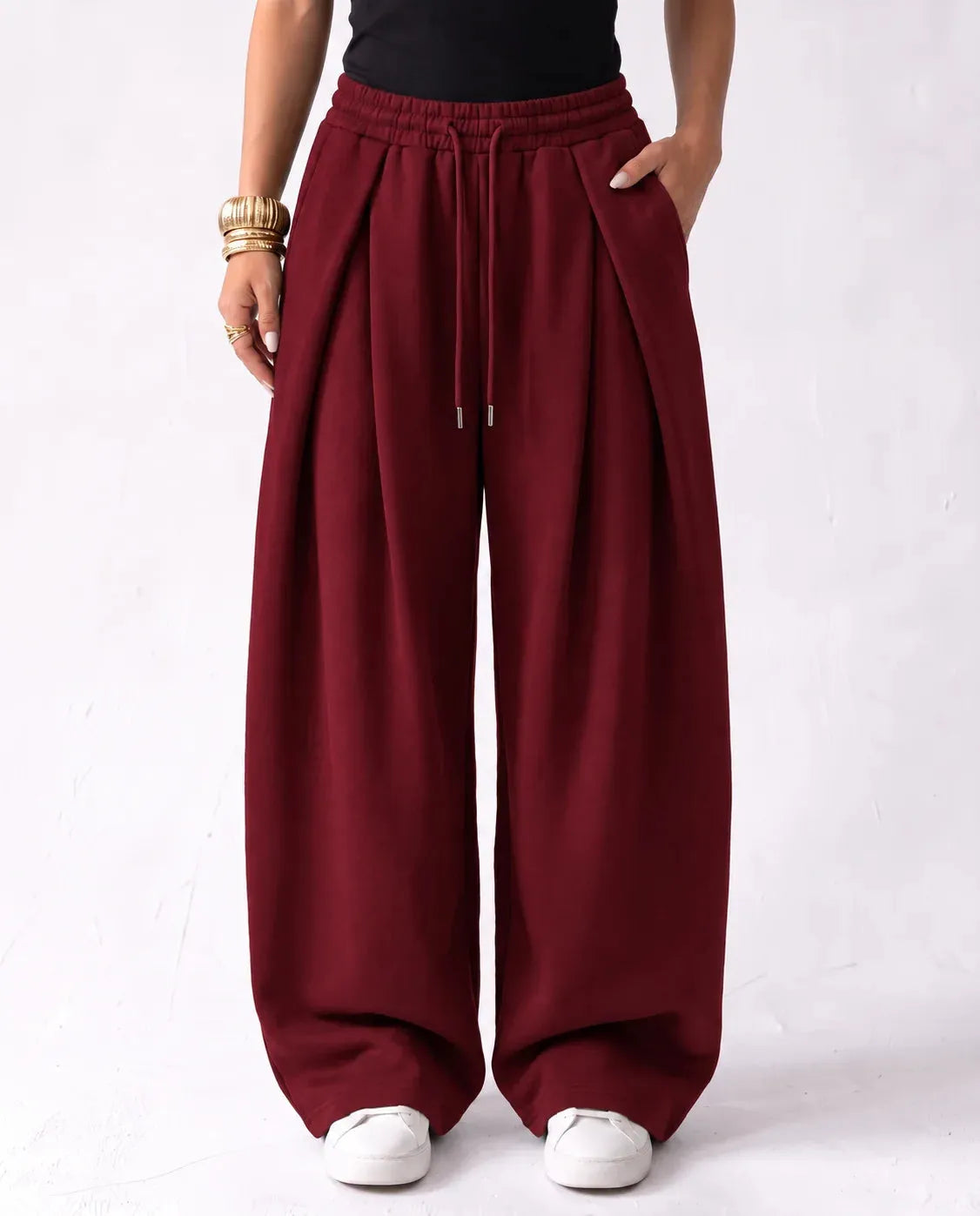 Pleated Wide-Leg Trouser