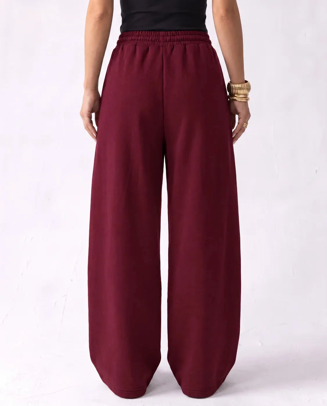 Pleated Wide-Leg Trouser