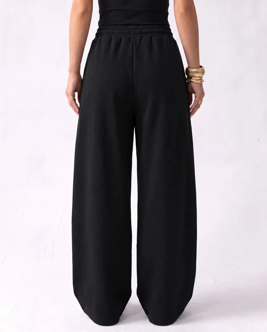 Pleated Wide-Leg Trouser